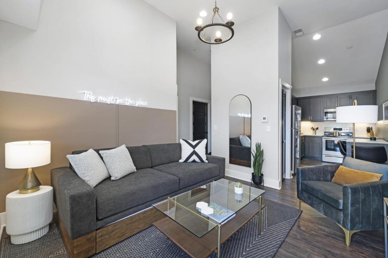 Apartment Abode - Germantown *